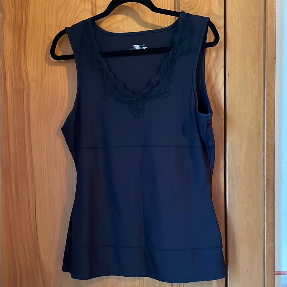 Black Fitted Sleeveless Tank Top